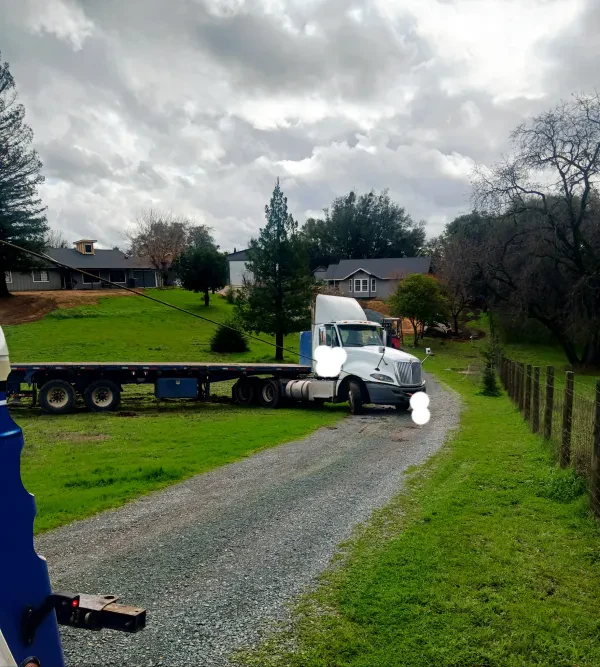 Hall's Towing - photo 4