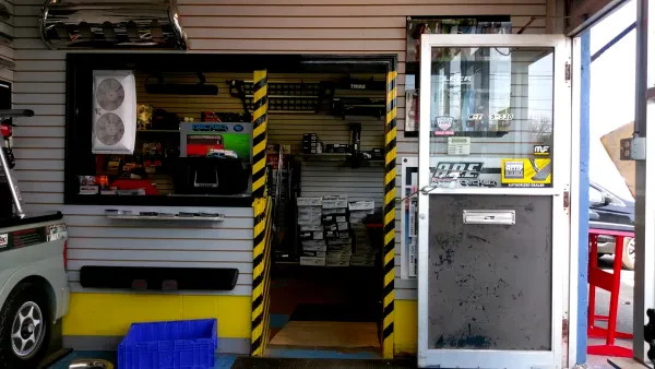 Salem Cap World Truck Accessories and Trailers - photo 4
