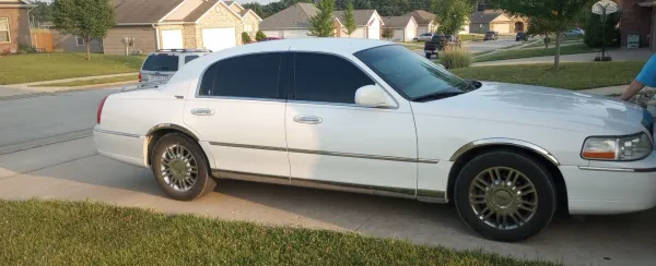 Chucks Auto Body - photo 4