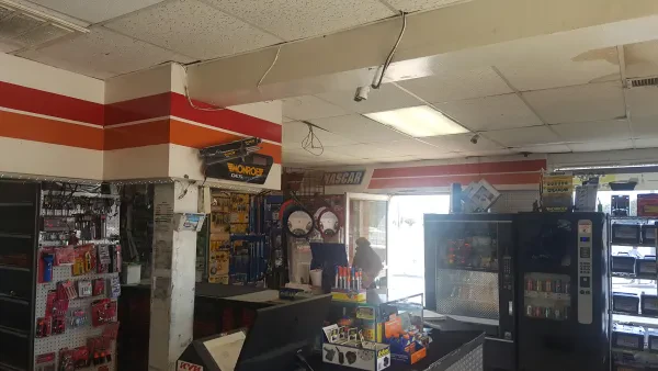 Amigos Auto Parts - photo 2