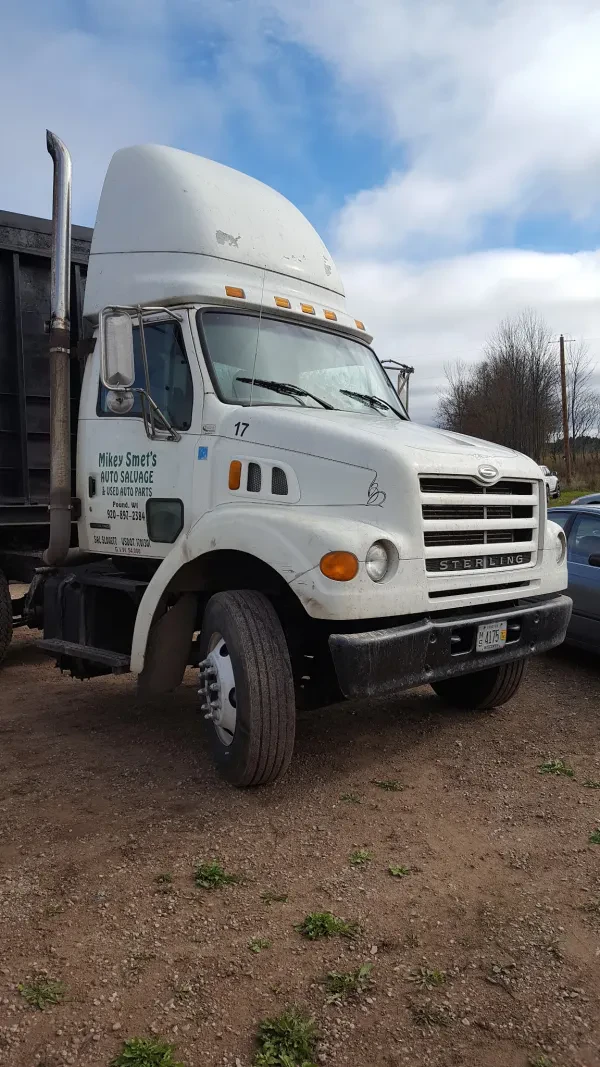 Mikey Smet's Auto Salvage & Sales - photo 2