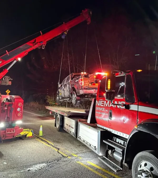Nieman's Towing & Recovery Inc. - photo 3