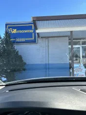 Autocenters
