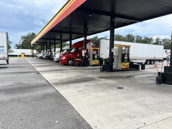 Love's Travel Stop - photo 4