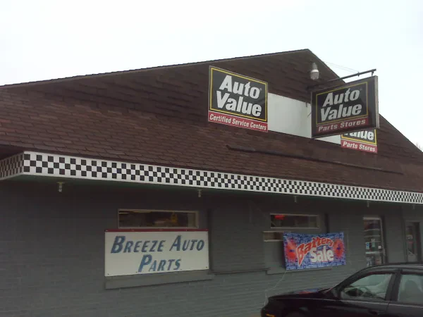 Breeze Auto Parts & Service - photo 4