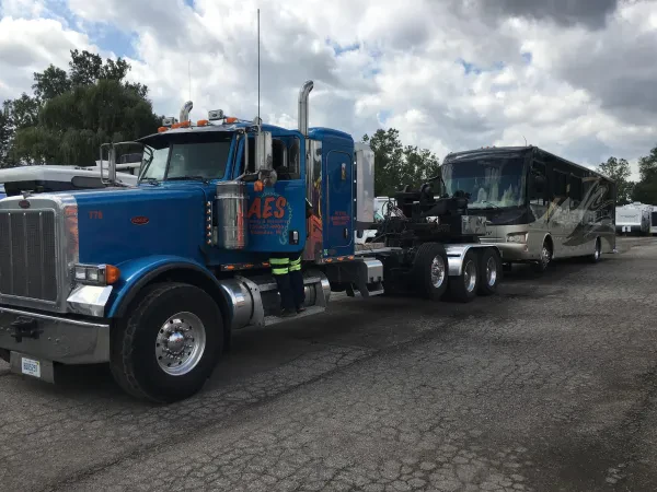 AES Towing & Recovery - photo 2