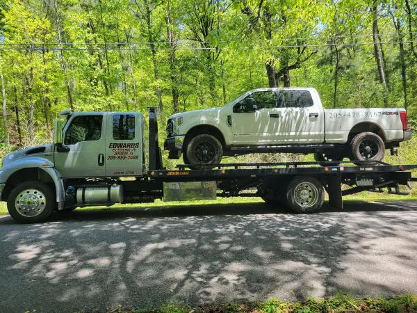 Edwards Towing - photo 3