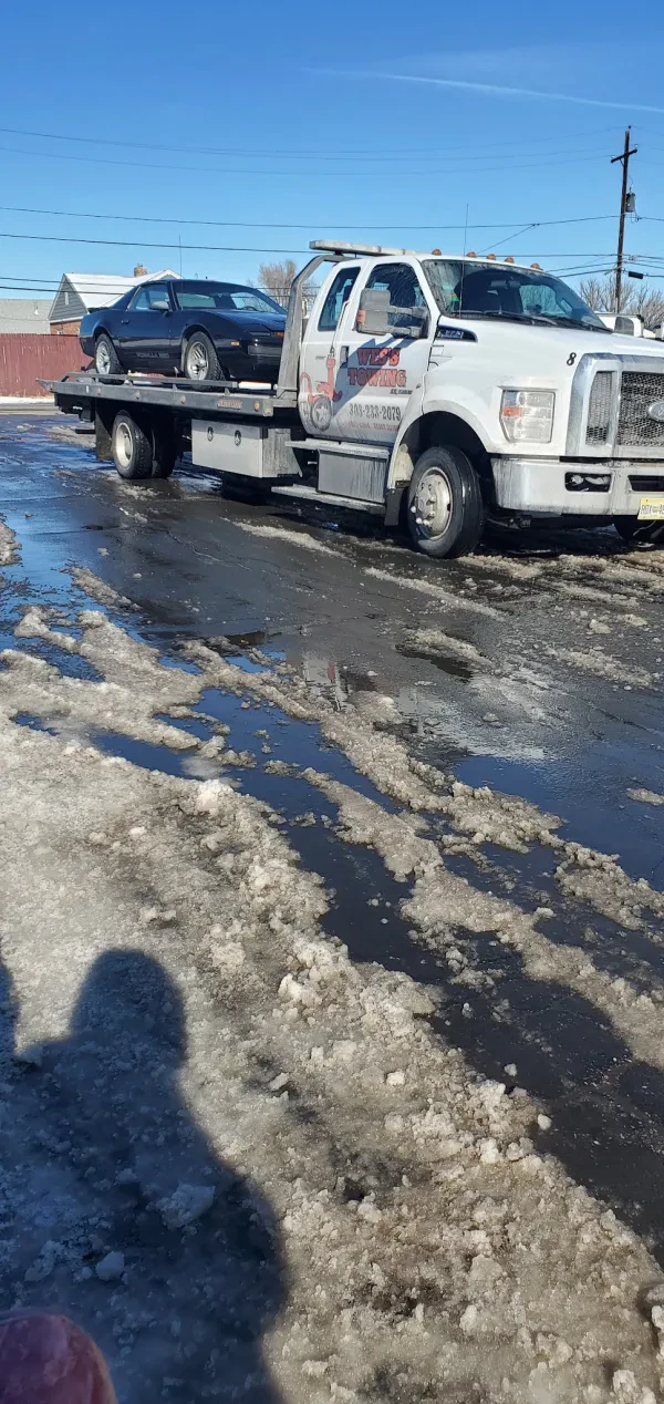 Wes's Towing - photo 4