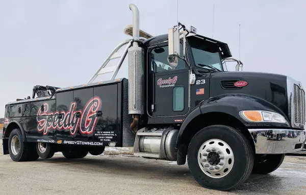 Speedy Heavy Duty Towing, Semi Truck Towing - photo 3