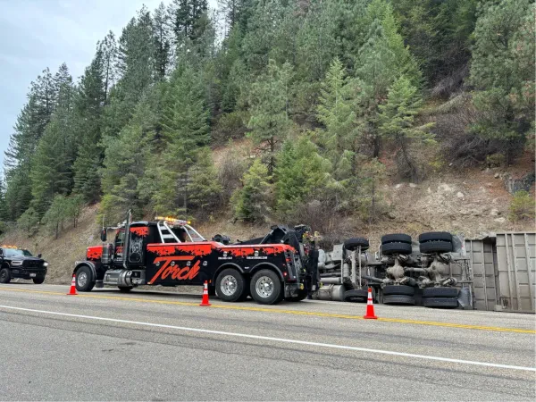 Torch Towing - photo 2