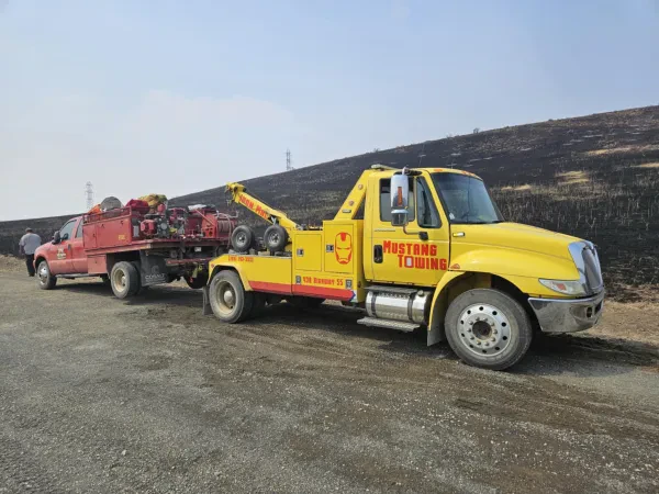 Mustang Towing LLC - photo 2