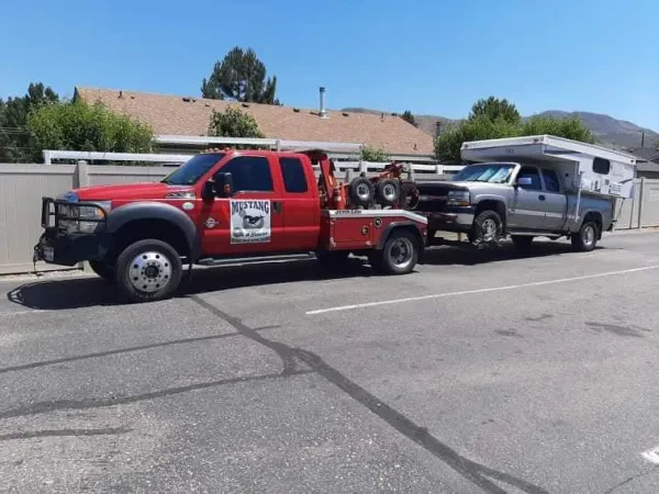 Mustang Towing LLC - photo 4