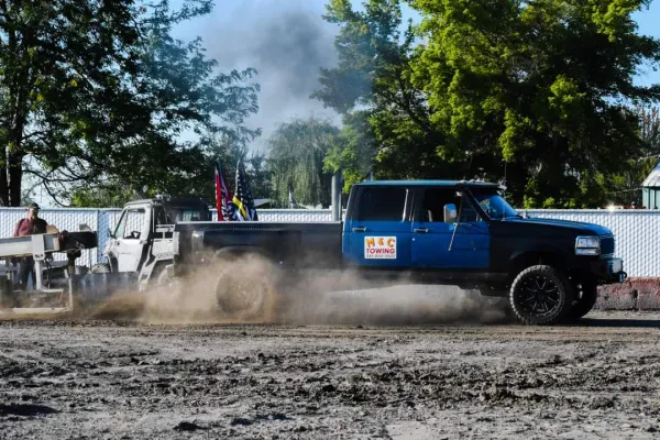 M&C TOWING - photo 2