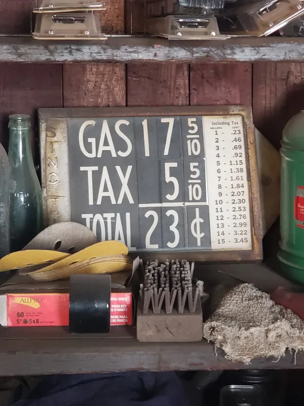 Pete Niering Garage - photo 4