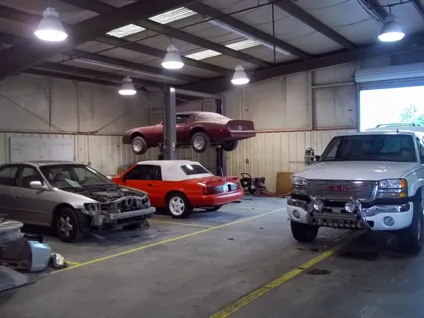 Lively's Collision Center, LLC - photo 4