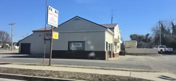 B & R Auto Parts - photo 2