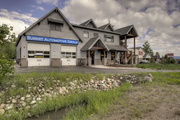Summit Automotive Group - photo 2