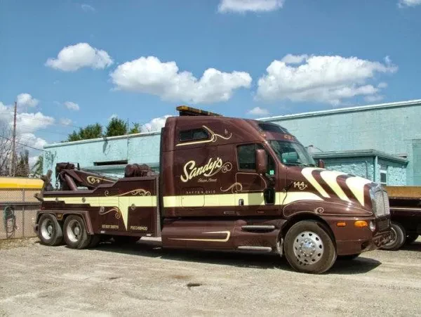 Sandy's Towing - photo 4
