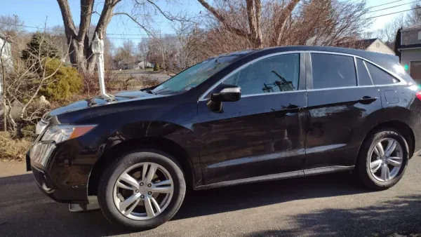Autos At the Orchard - photo 2