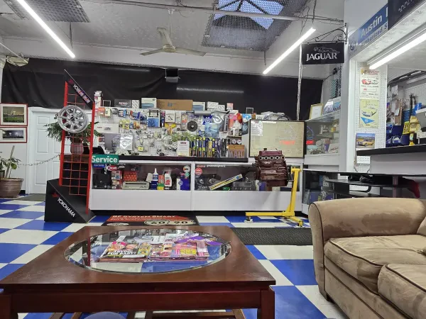 Mountjoy's Auto Shop - photo 2