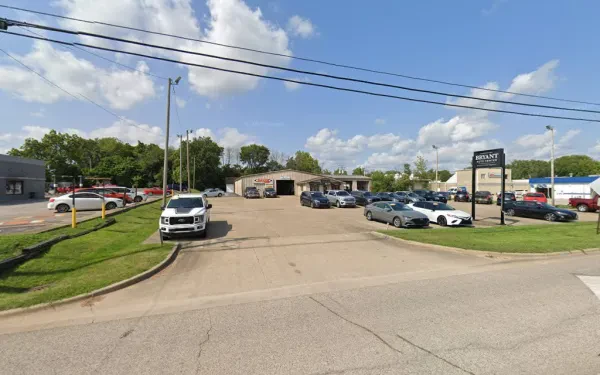 Bryant Auto Center - photo 4