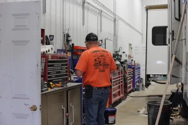 Landers Towing & Collision Centers - photo 3