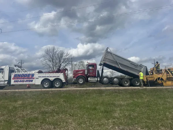 Rhode's Towing - Repair - Sales, Inc - photo 2