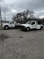 Wayne's Towing