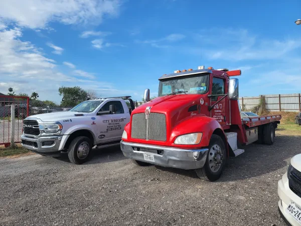 24-7 Towing - photo 2