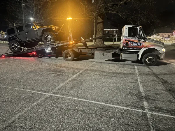 Priority Towing - Cars, Heavy Duty & Semi Truck Towing - photo 2
