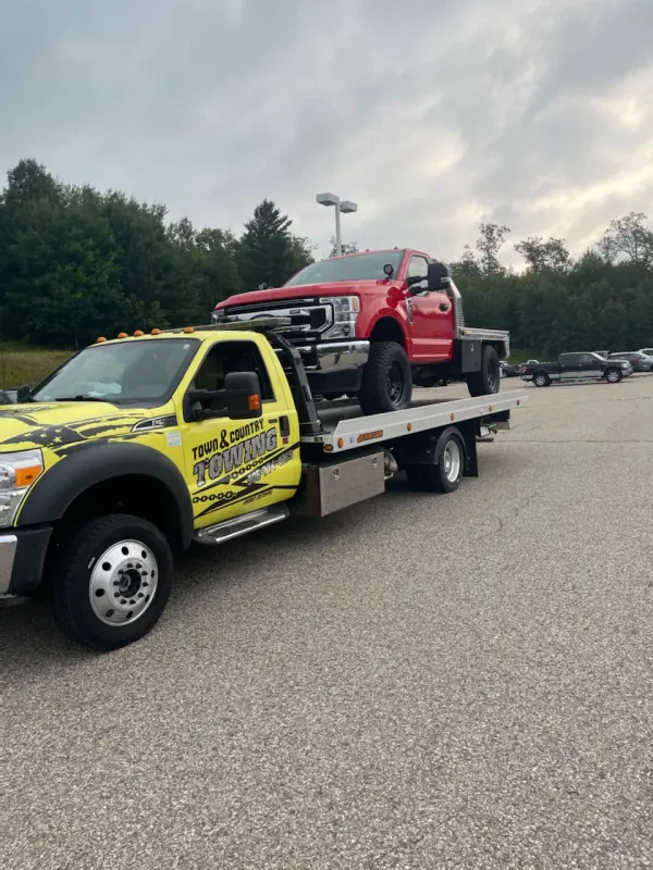 Town & Country Towing and Recovery - photo 3