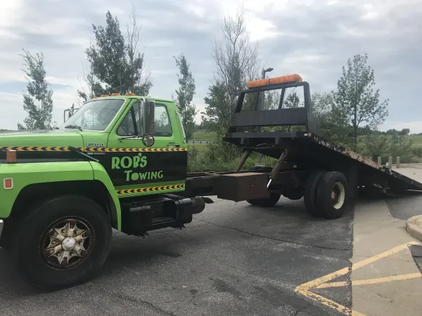 Rob's Towing & Fabricating. LLC - photo 2