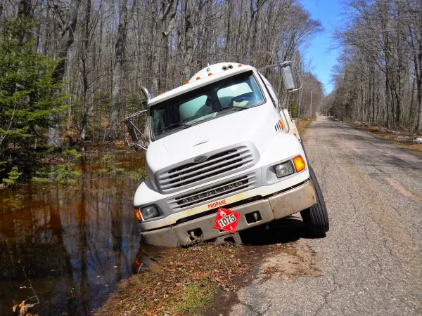 Crossroads Truck Repair - photo 3