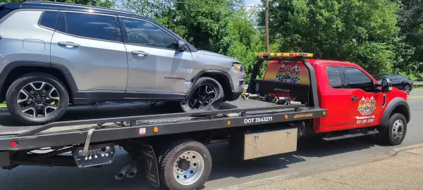 R&Y Towing - photo 4