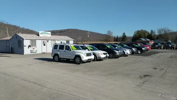 Green's Auto Mart Inc. - photo 2