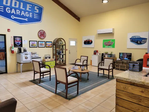 Toole's Garage - Valley Springs CA - photo 3