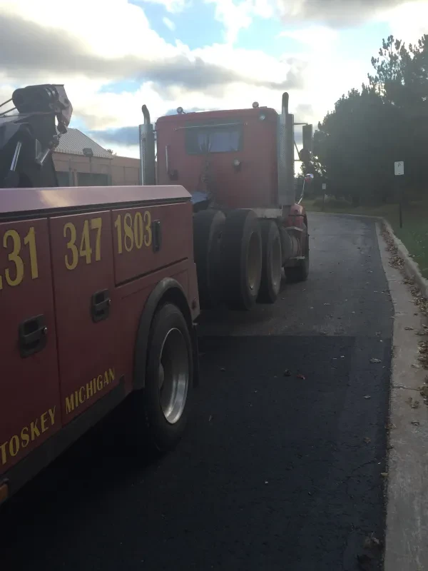 Petoskey Towing - photo 4