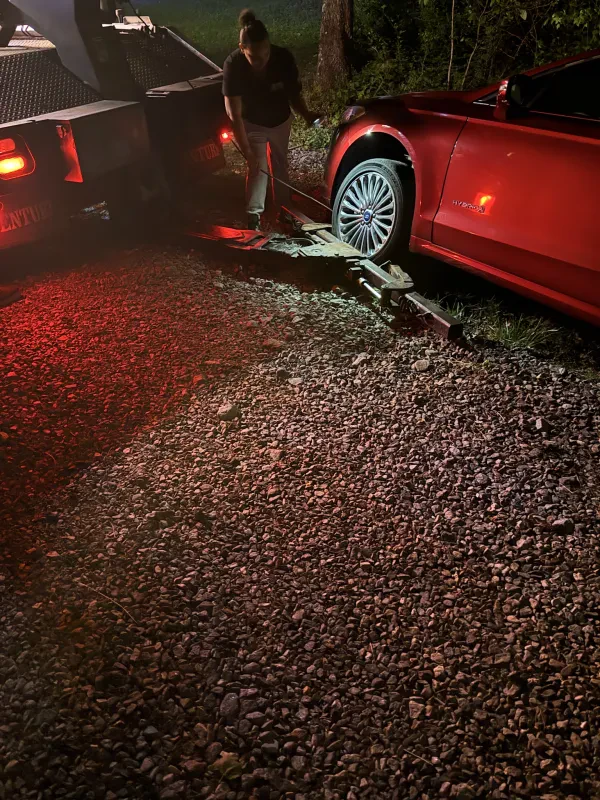 LLL Towing and Recovery, LLC - photo 3