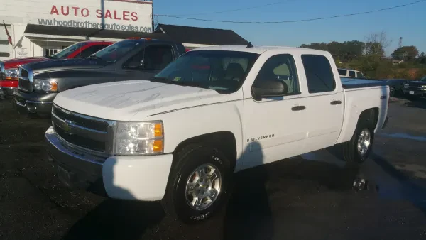 Hood Brothers Auto Sales - photo 2