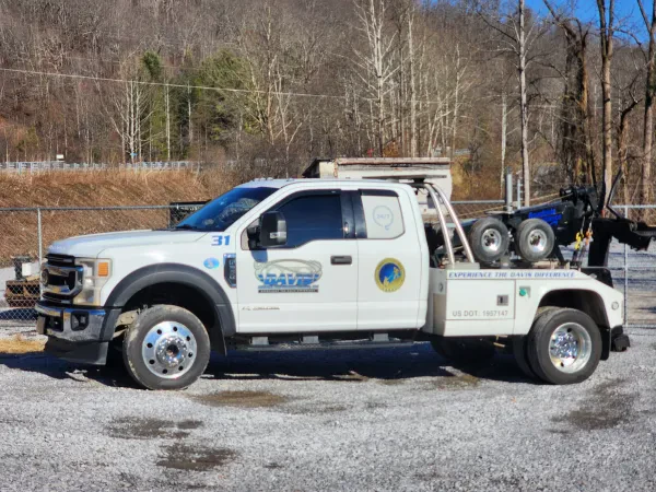 Davis Service and Towing Center - photo 2