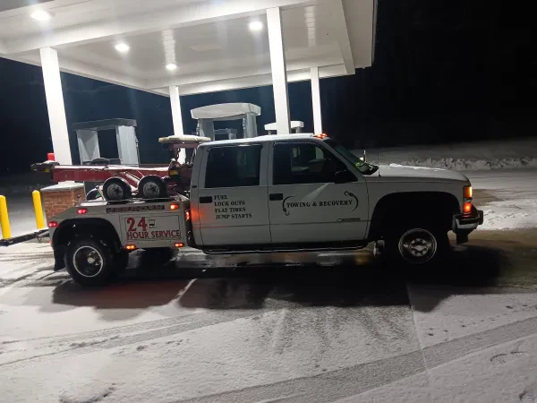 R&R Towing and Recovery LLC - photo 3