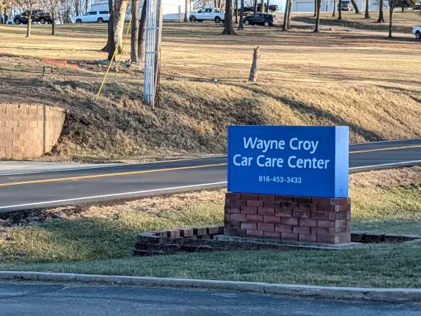 Wayne Croy Car Care Center - photo 3