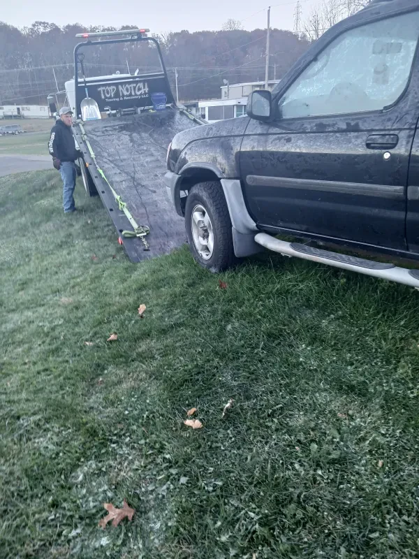 Top Notch Towing & Automotive LLC - photo 3
