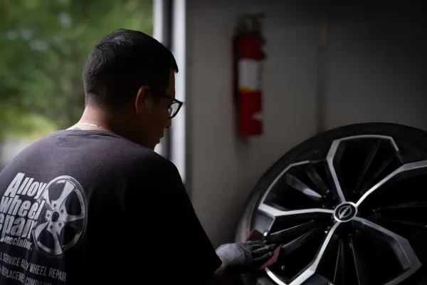 Alloy Wheel Repair Specialists of St. Louis - photo 4