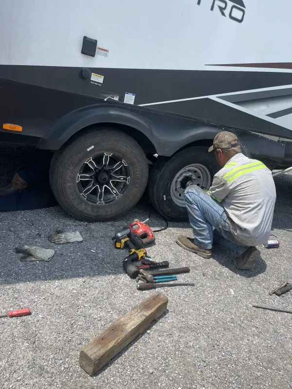 R & C Towing and Heavy Hauling LLC - photo 3
