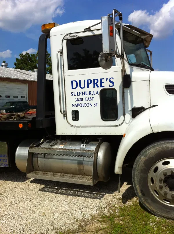 Dupre's Towing, LLC - photo 3