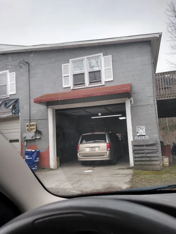 Robert's Auto Repair - photo 3