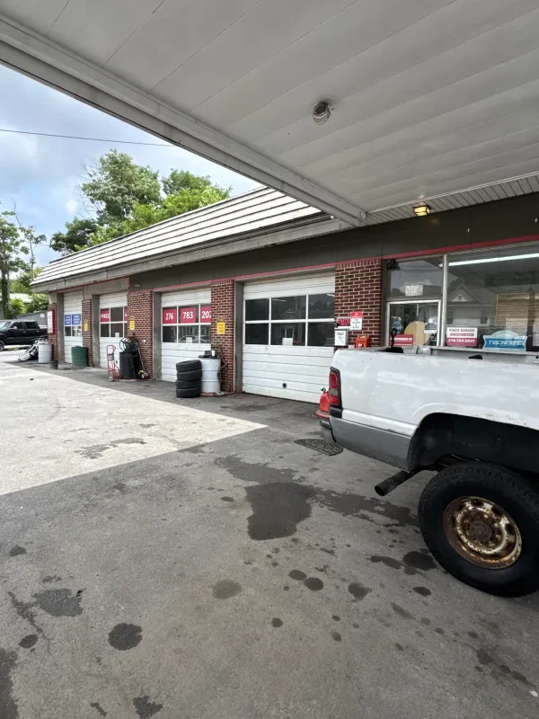 Pikes Garage Towing and Recovery - photo 3