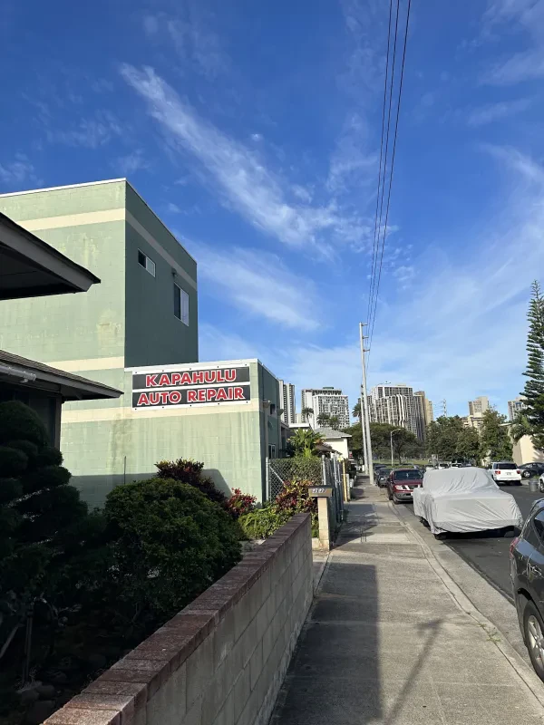 Kapahulu Auto Repair - photo 3