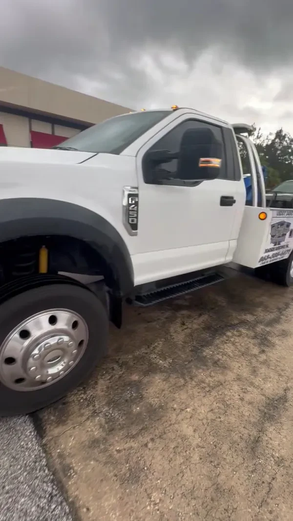 Anytime Towing & Roadside Assistance Inc. - photo 2